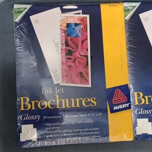 Avery 8384‎ Inkjet Glossy Brochures 2 Unopened Packages 40 Brochures